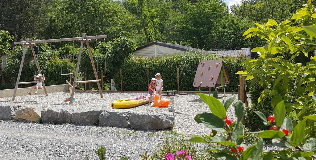 Camping Le Coin Charmant Chauzon Ngoại thất bức ảnh